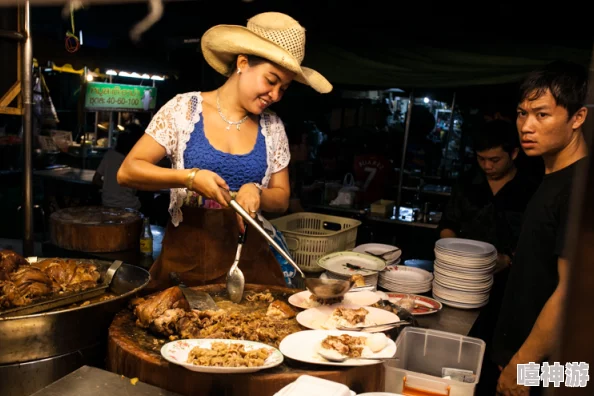 美味人气据传老板娘其实是网红美食博主小甜心两人合伙创业竟是为了....